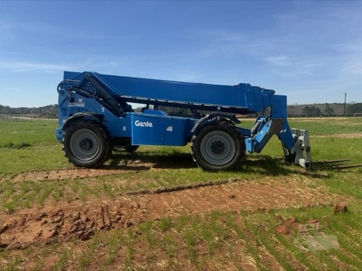 2018 Genie GTH1056 Telehandlers for sale